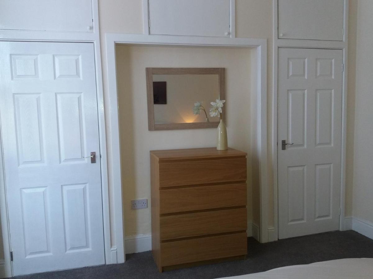 Home From Home Near Lfc, Efc & Train Station Liverpool Extérieur photo