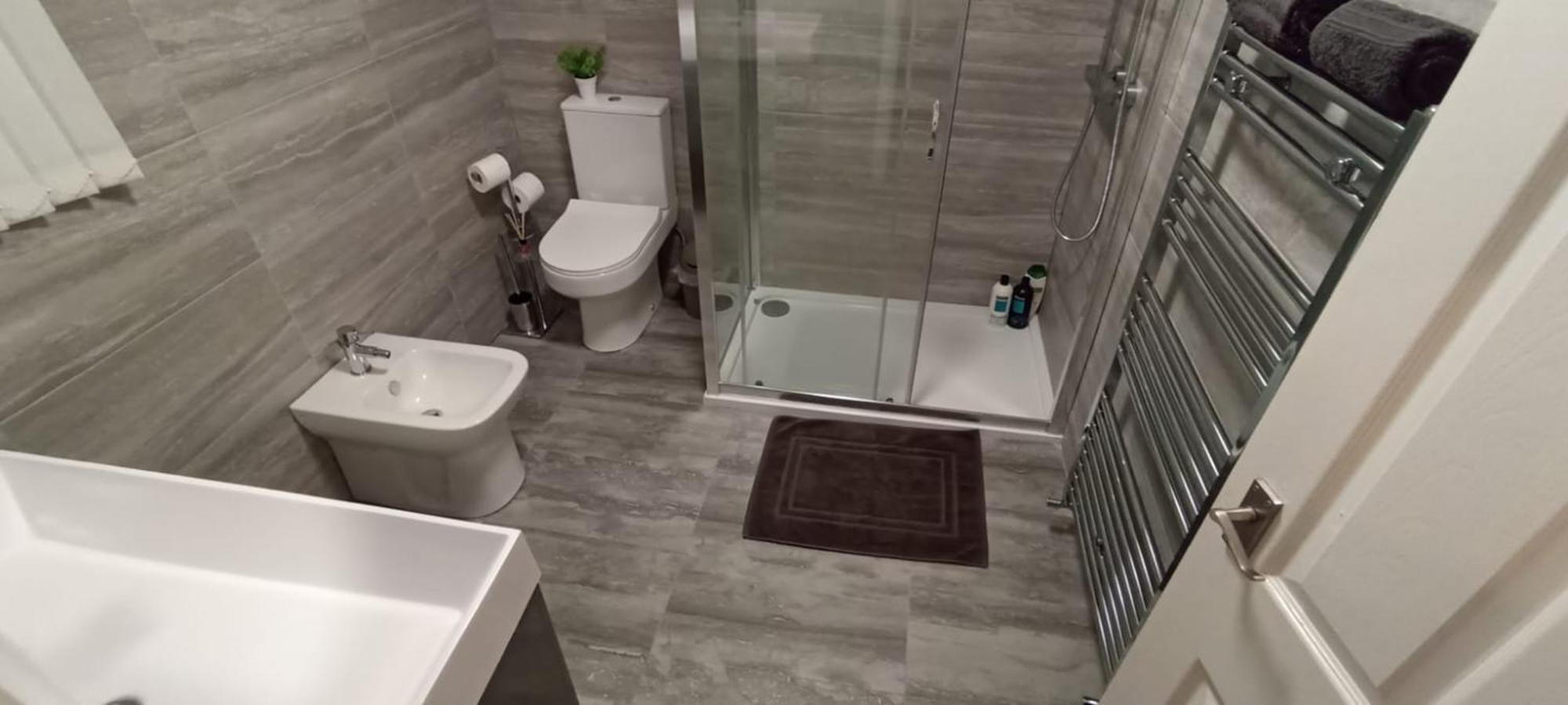 Home From Home Near Lfc, Efc & Train Station Liverpool Extérieur photo