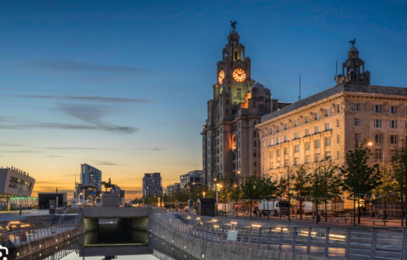 Home From Home Near Lfc, Efc & Train Station Liverpool Extérieur photo