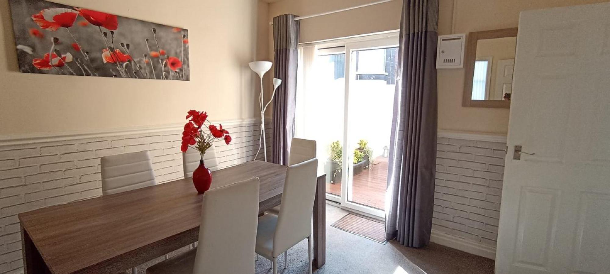Home From Home Near Lfc, Efc & Train Station Liverpool Extérieur photo